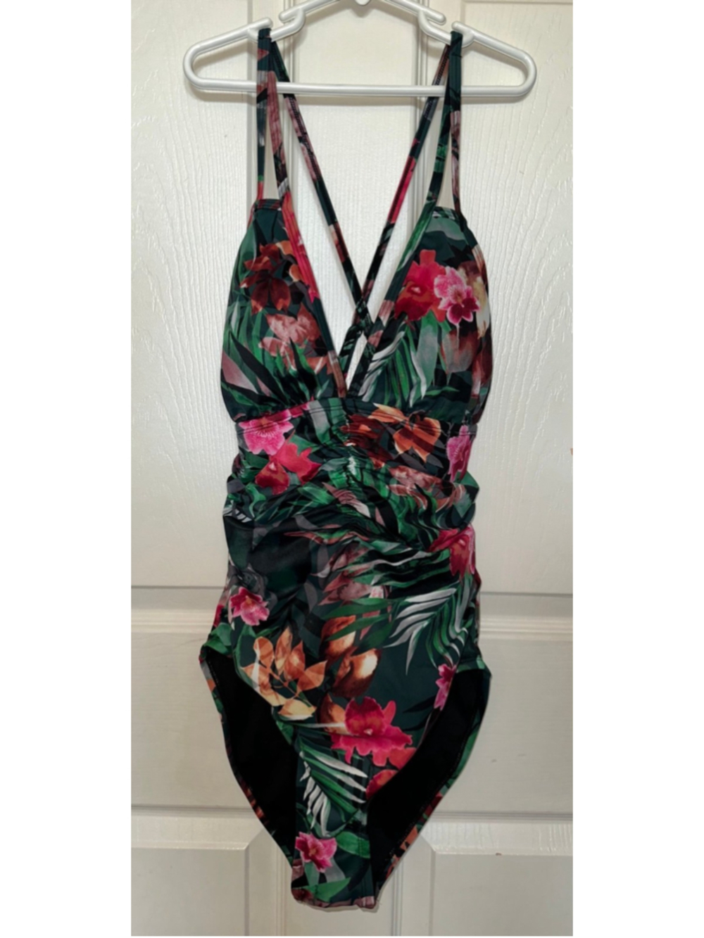 NEW Floral bathing suit